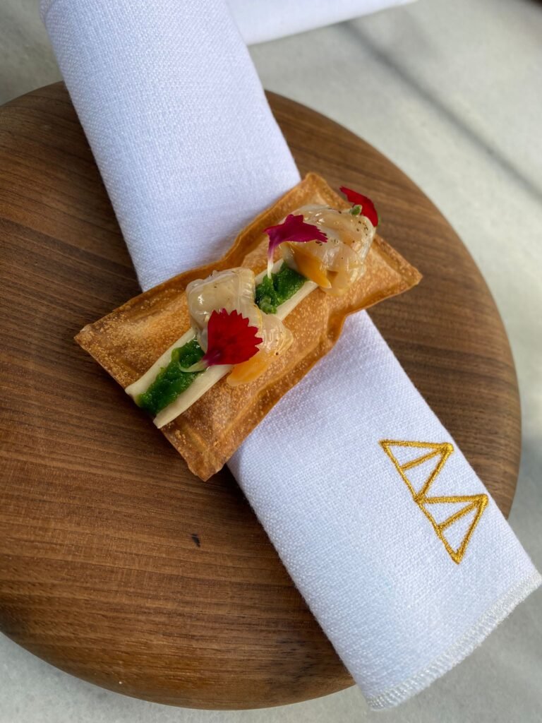foie poele untado en yema de huevo mont bar