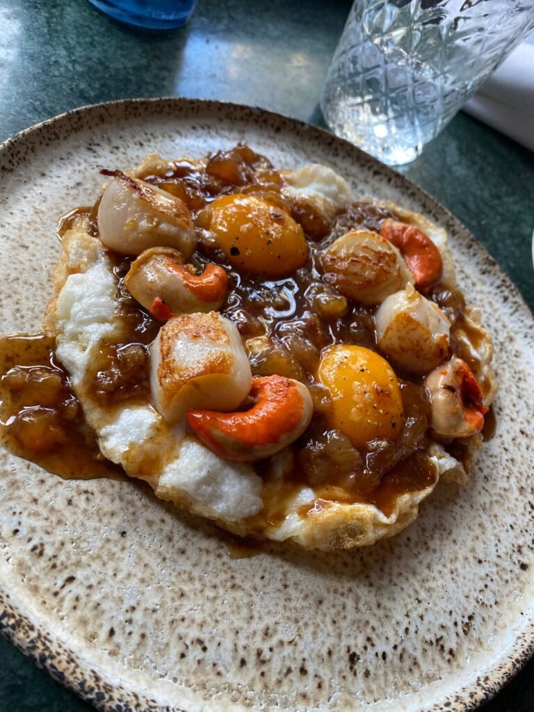 huevos con zamburiñas mediamanga